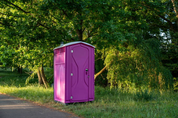 Best Construction site porta potty rental  in Fort Madison, IA